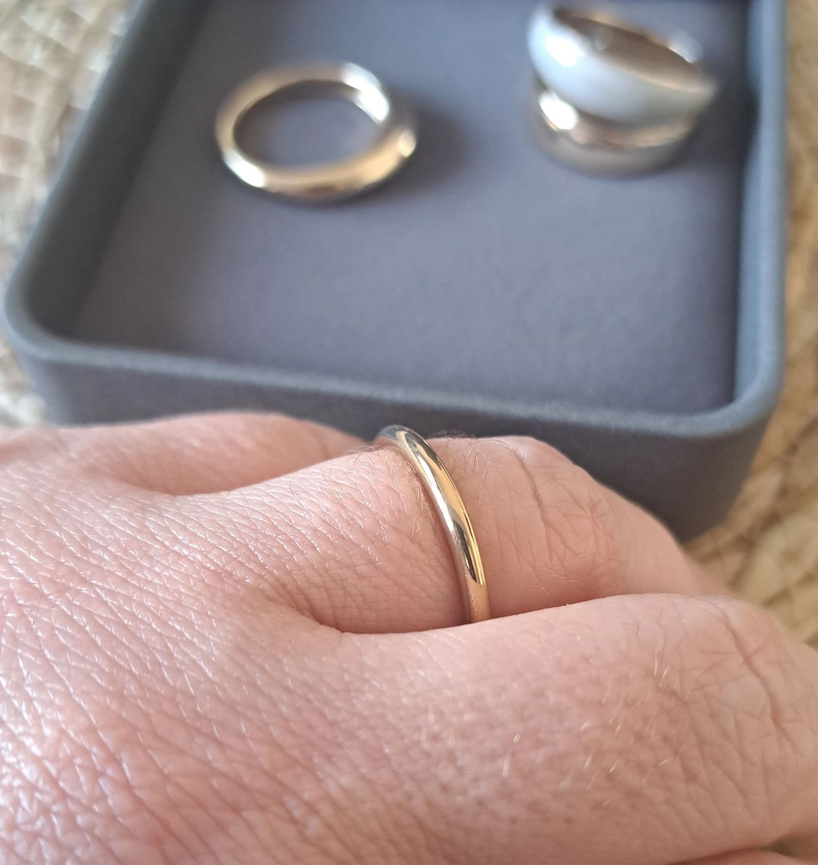 Luxe gouden roestvrijstalen ringenset • Minimalistische stapelringen – photo 6